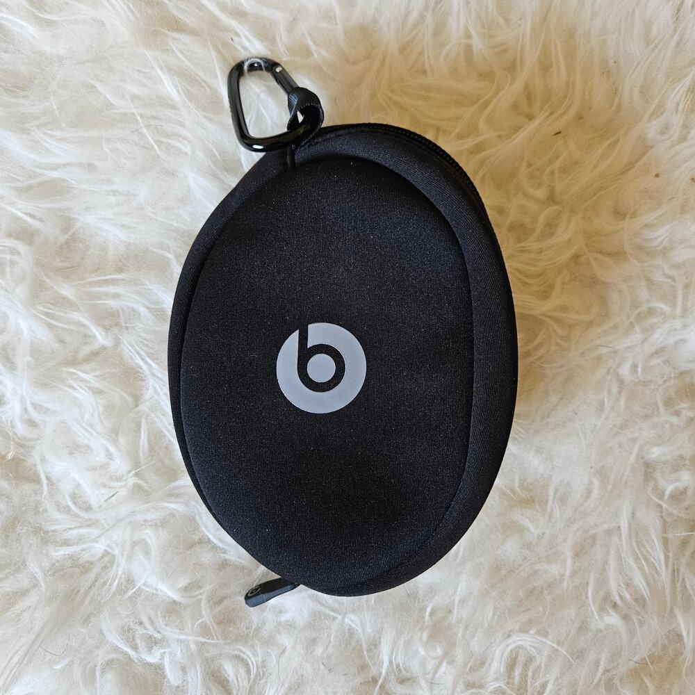 beats soft case